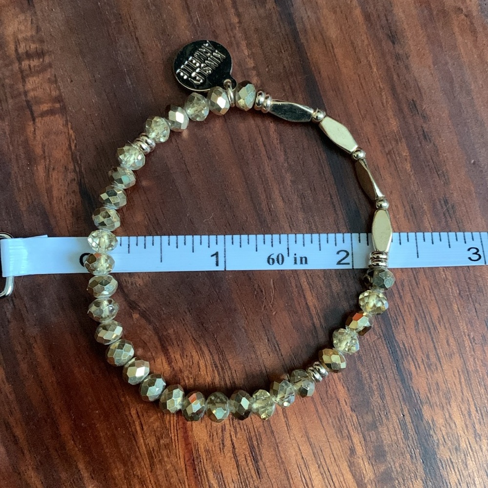Kinsley Armelle gold tone bead stretch bracelet - Picture 4 of 4
